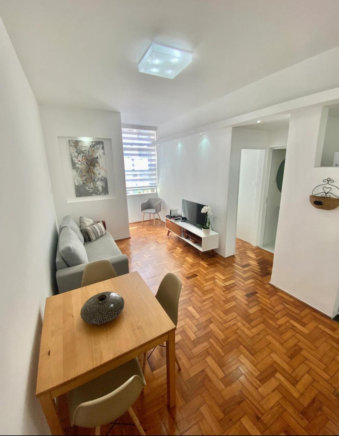 Em Copacabana Apartamento *